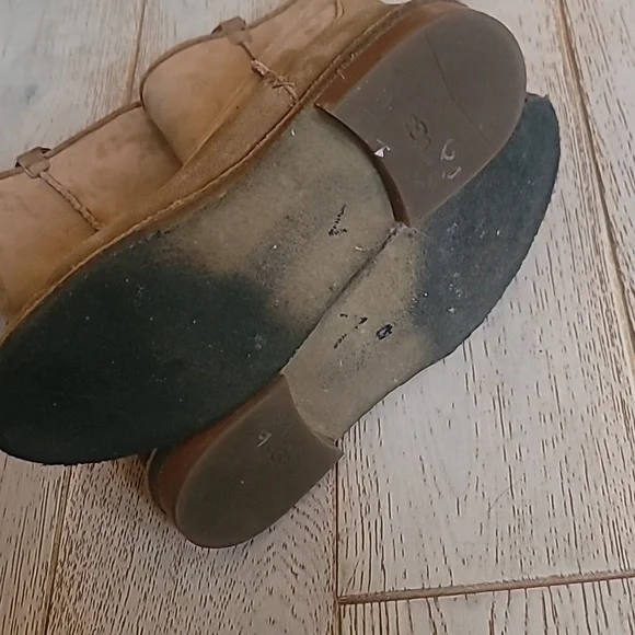 UGG Daphne Shearling lined Suede Boots size womens 8 - Picture 7 of 10